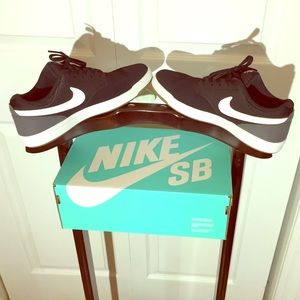 Nike SB Fokus (GS) size 6Y